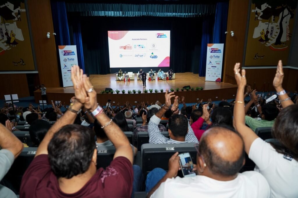 Kavi Chetan Charchit in anand gujarat kavi sammelan : Kavi Sammelan Booking Service